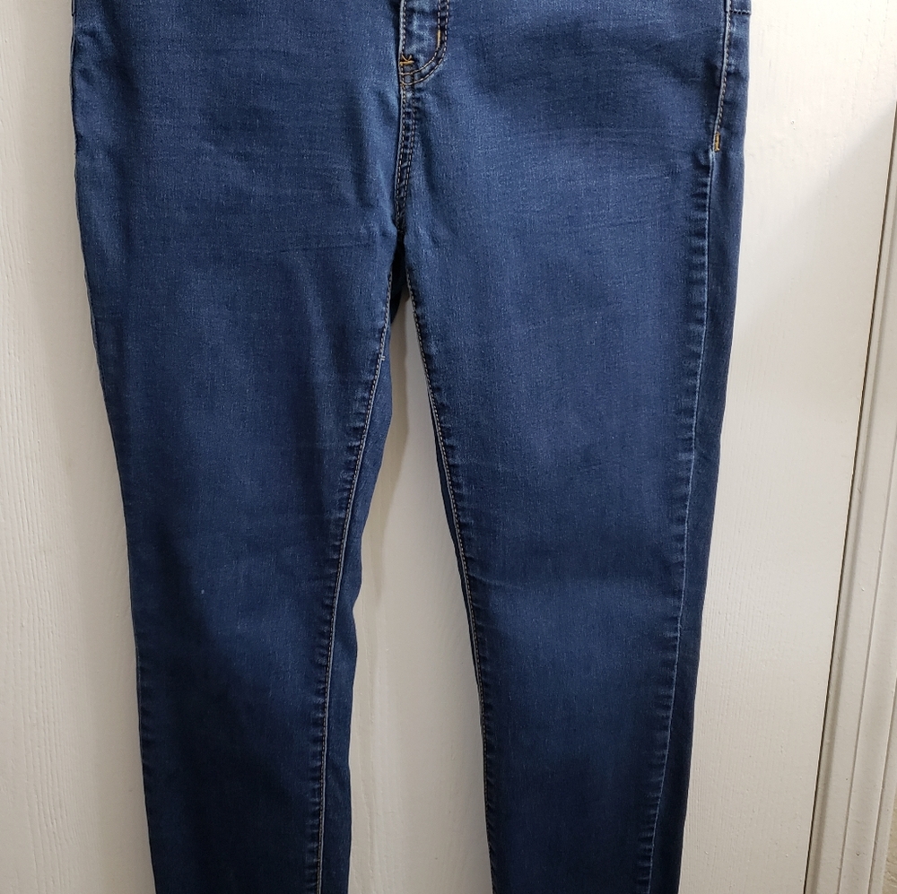 H&H Blue Jeans - Picture 4 of 7